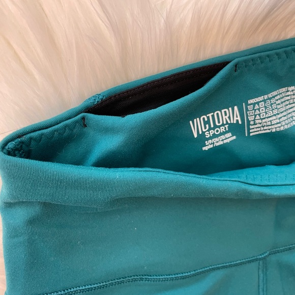 Victoria’s Secret Sport Knockout Tights - Picture 7 of 7